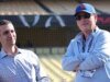 O proprietário do Mets, Steve Cohen, apóia o arquiteto da temporada brutal do time e diz que o time ‘viverá esse contrato’