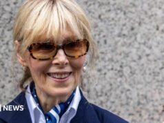 Trump paga a la escritora E Jean Carroll 5 millones de dólares por daños y perjuicios por abuso sexual y difamación