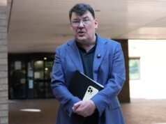 Graham Linehan recibe un acuerdo de la Met por arresto por publicaciones en redes sociales
