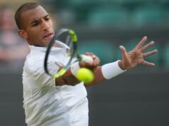 Felix Auger-Aliassime facilita a vitória no Dia do Canadá em Wimbledon