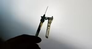 ‘Ansia de asesinato’: el médico alemán que mató a 15 pacientes recibe cadena perpetua; sospechoso de 76 muertes más