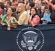 150 personas de 50 países se convierten en ciudadanos estadounidenses en Mount Vernon en el 250 cumpleaños de Estados Unidos