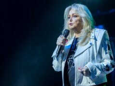 Bonnie Tyler, quien cantó "Eclipse Whole del Corazón," muere a los 75 años