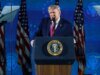 Trump advierte de "amenaza comunista" en el discurso del 4 de julio