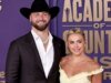 Haley Cavinder é uma esposa feliz em lua de mel de biquíni nas Bahamas, Giusy Meloni tem notícias de futebol e parques temáticos