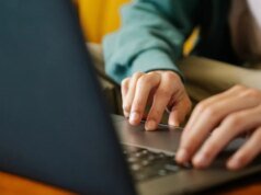 Deja de alquilar tu almacenamiento en la nube y posee 20 TB de por vida por solo $350