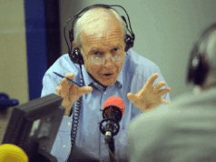 El veterano de la BBC John Humphrys califica a sus colegas de Radio 4 de «profundamente irritantes» en un ataque abrasador