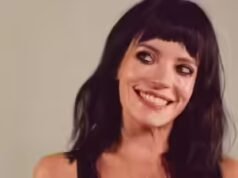 Lily Allen defende seu present de uma hora e formato ao vivo único em meio a críticas