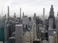 Un rascacielos de Manhattan es evacuado mientras las autoridades advierten sobre un posible colapso