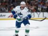 Canucks trocando Marcus Pettersson pelo Rangers pela escolha do primeiro turno