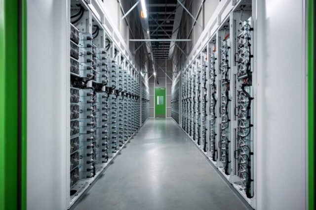 msftdatacntr1.jpg