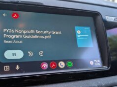 Probé la nueva aplicación Adobe Acrobat PDF de Android Auto y es sorprendentemente útil