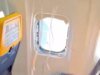 «Hubo un ruido, como el de un neumático al estallar»: un hombre fue parcialmente succionado por la ventana en un vuelo de Ryanair