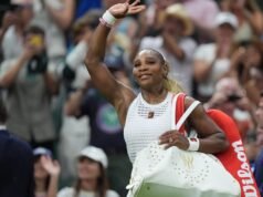 Serena Williams desiste de partida de duplas em Wimbledon com a irmã Venus