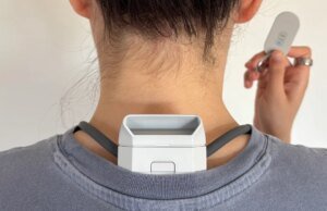Eché un primer vistazo al dispositivo refrescante para el cuello de Sony, justo a tiempo para la ola de calor