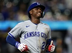 Tyler Tolbert empata o recorde da MLB, Royals se recupera para uma vitória selvagem por 16-12 sobre o Mets