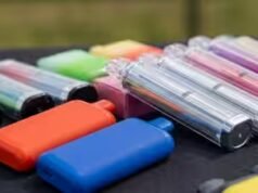 Reino Unido propone envases sencillos para vapear y prohibición de sabores como medida enérgica contra el vapeo juvenil