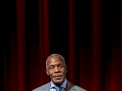 Danny Glover revela diagnóstico de Alzheimer e diz que a família o protege