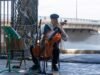 Mientras Los Ángeles se transforma en un escenario improvisado para músicos amantes de la naturaleza, persisten los temores de gentrificación
