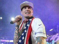 Vanilla Ice revela cómo un curso de gestión del tiempo en Hawaii lo convenció de dejar de votar